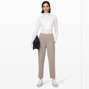 Lululemon Essential High-Rise Trouser Carbon Dust